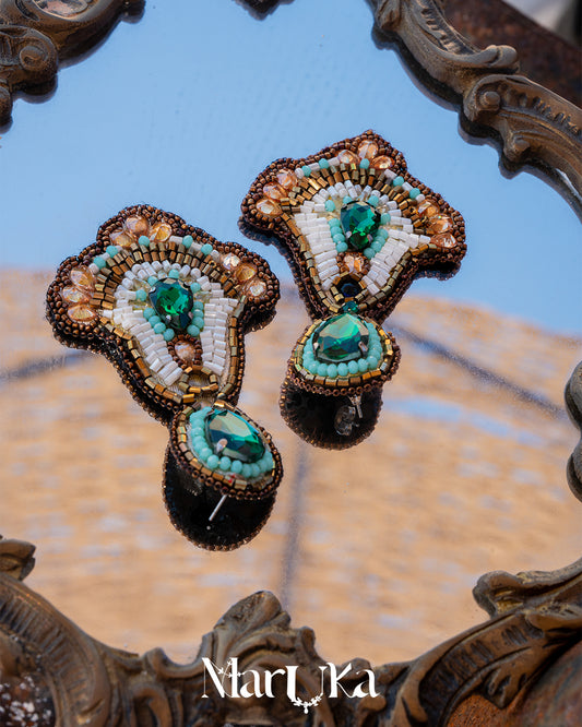 Blue dazzling drops earrings