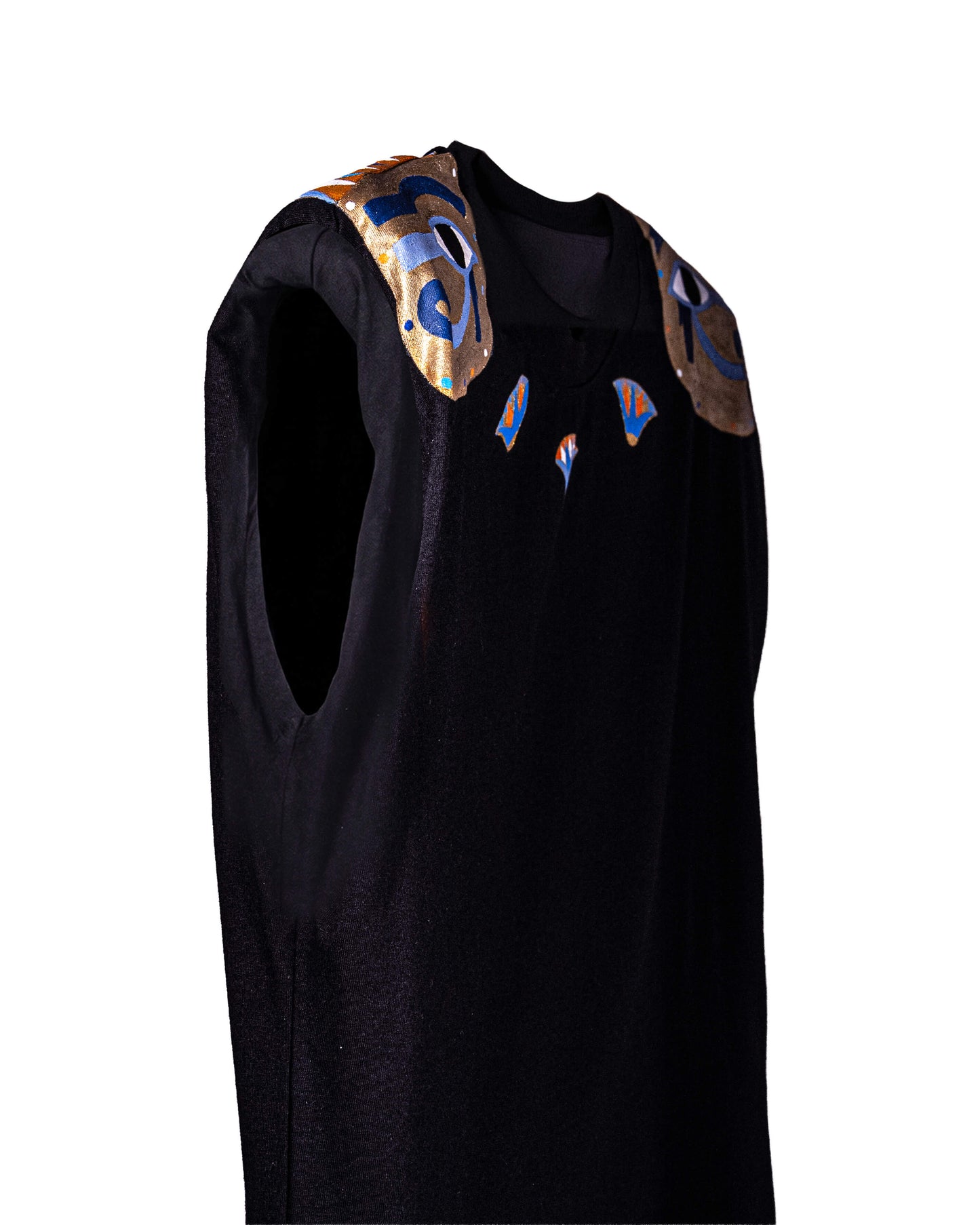 Kings' tut tee