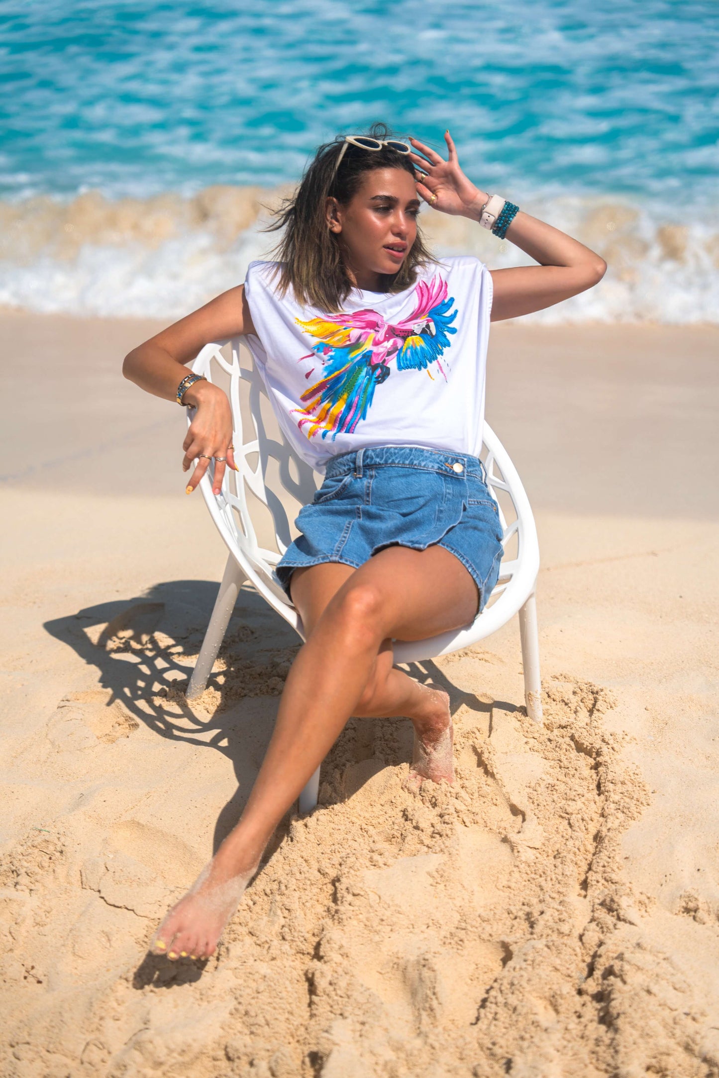 parrot tee
