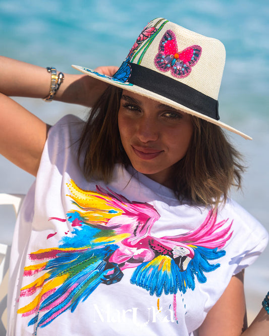 Parrot tee